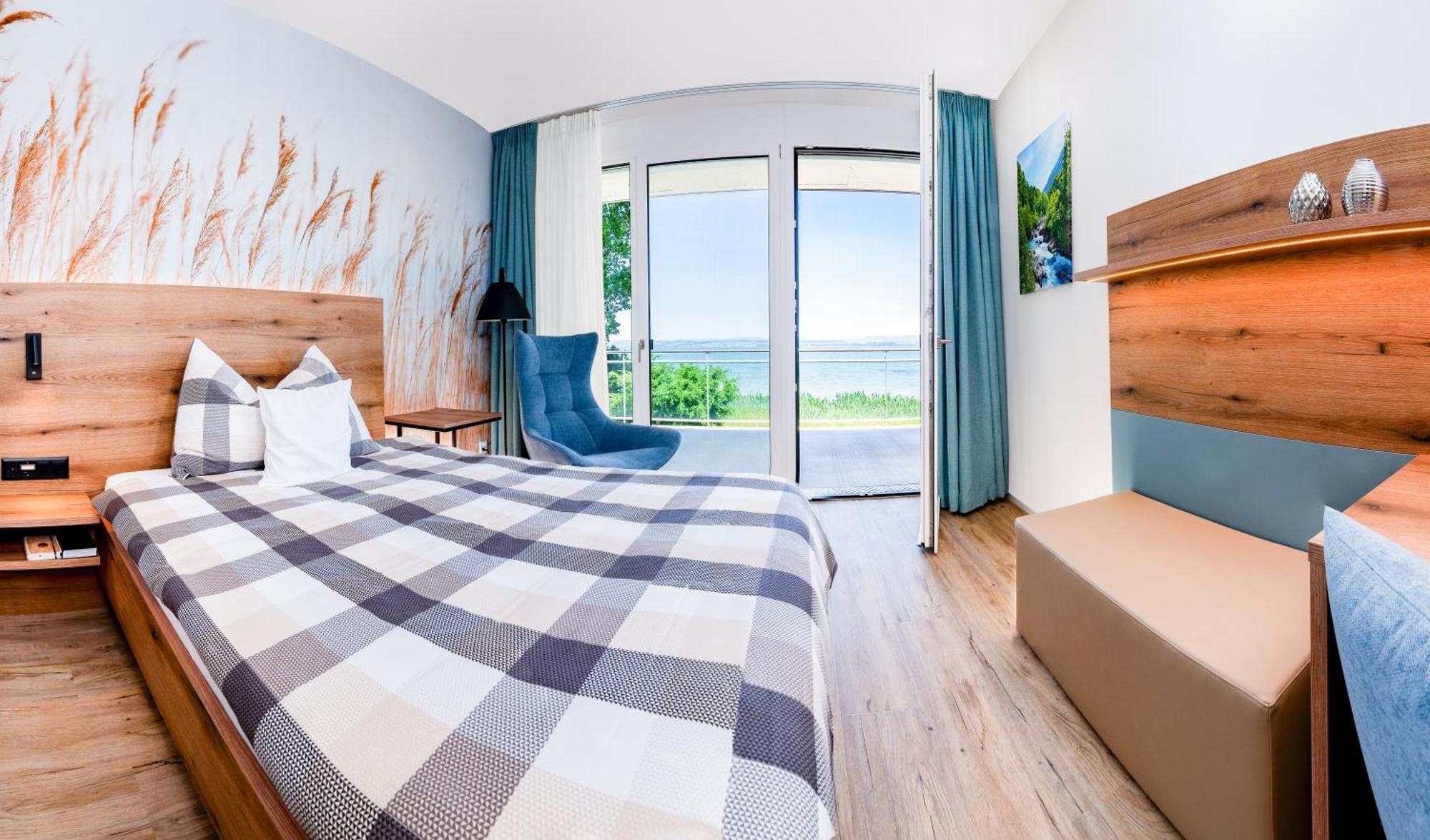 Hotel Restaurant Sokrates Güttingen Kültér fotó